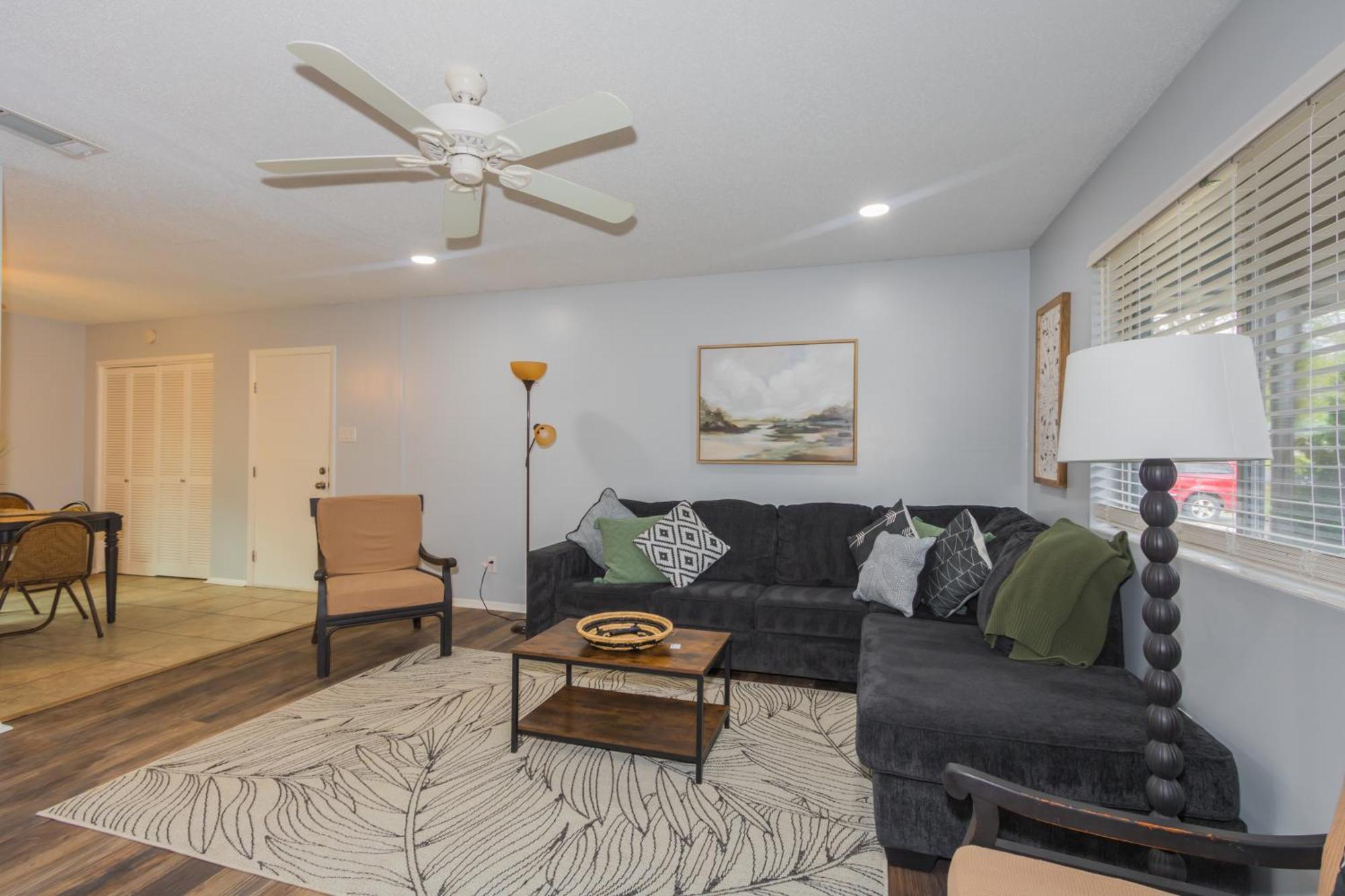 Cheerful 3 Bedroom 2Ba Home In Great Neighborhood! แจ็คสันวิลล์ ภายนอก รูปภาพ
